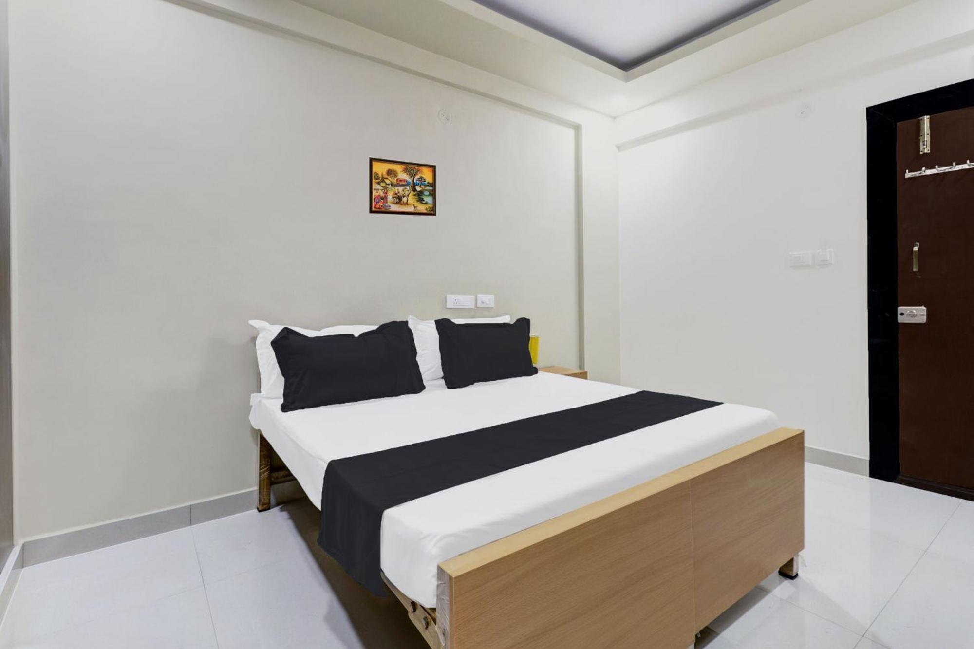 Super Hotel O Sri Harshitha Grand Near Zudio - Star Bazaar, Kundalhalli Gate บังกาลอร์ ภายนอก รูปภาพ
